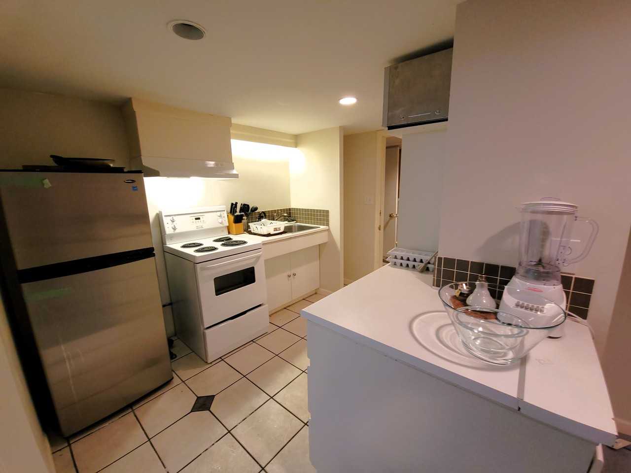 2926 Fraser Street - Photo 2 of 7