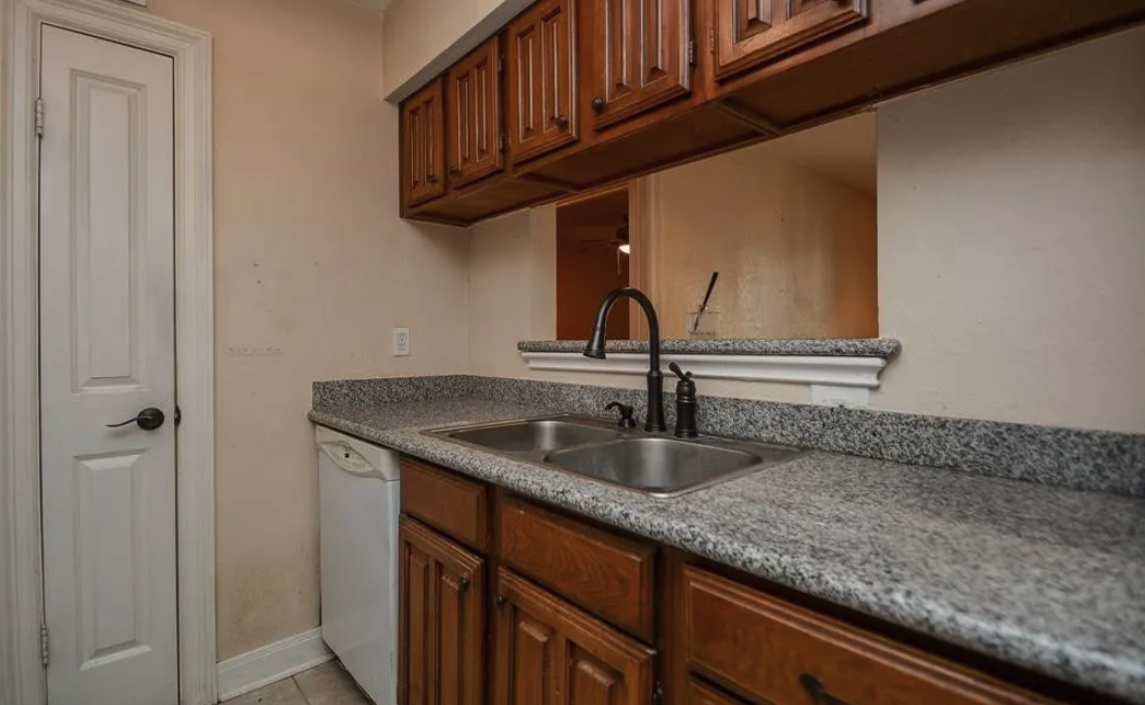 3500 Tangle Brush Drive #1208 - Photo 5 of 14