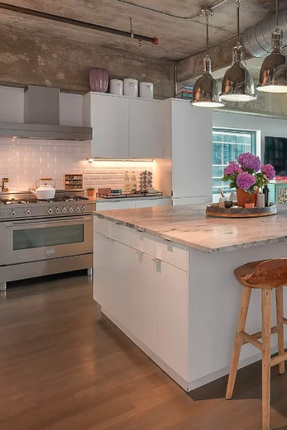 1999 McKinney Avenue #1088 - Photo 2 of 9