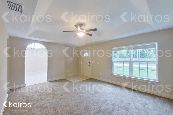 13511 Se 55th Ave - Photo 2 of 29