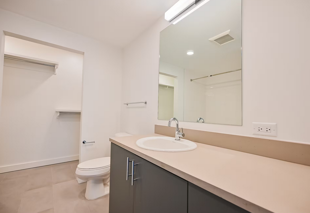 4316 Bryan Street #10.37 - Photo 5 of 8