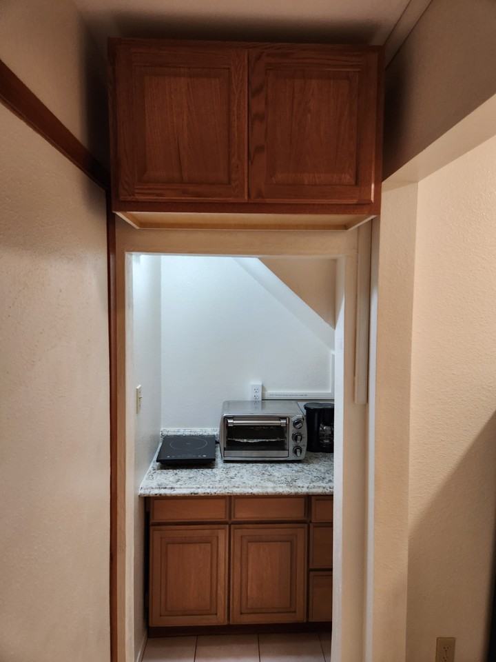2803 Kapena St #C - Photo 2 of 15
