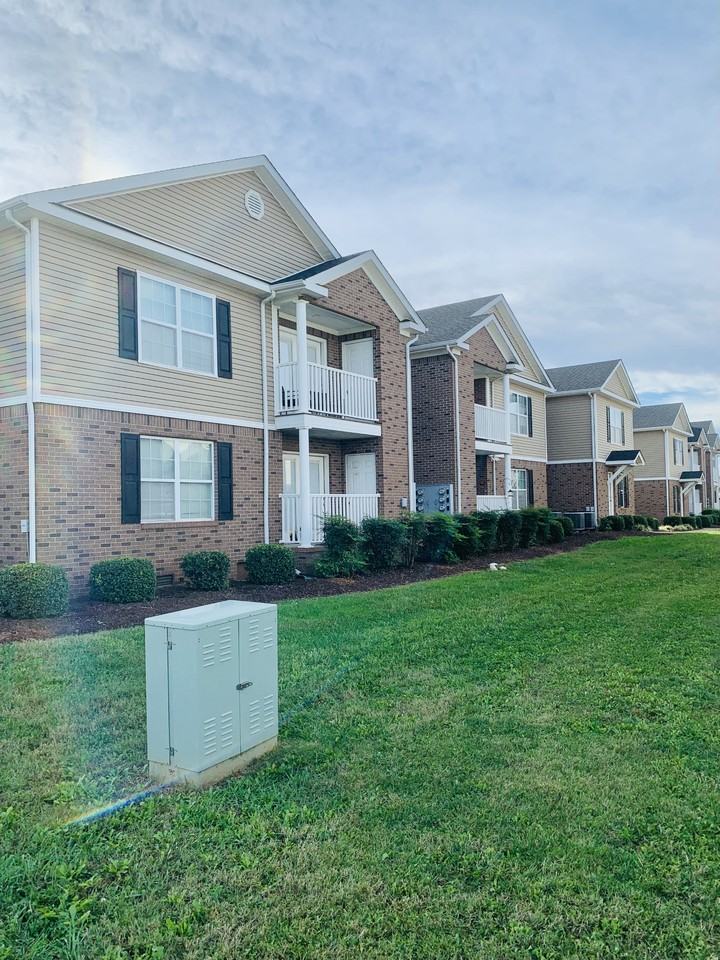 184 Enterprise Ct #203