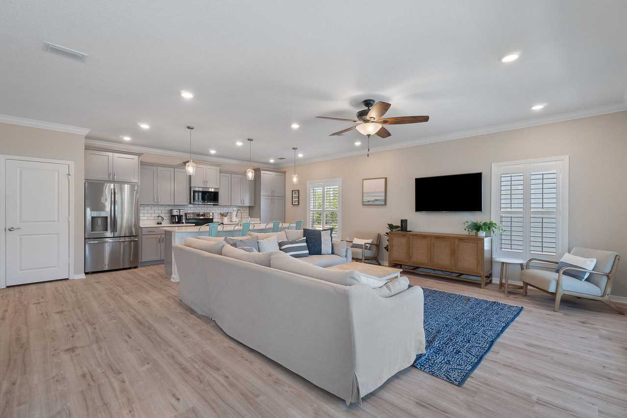 6635 Carlinga Dr #NA - Photo 3 of 36