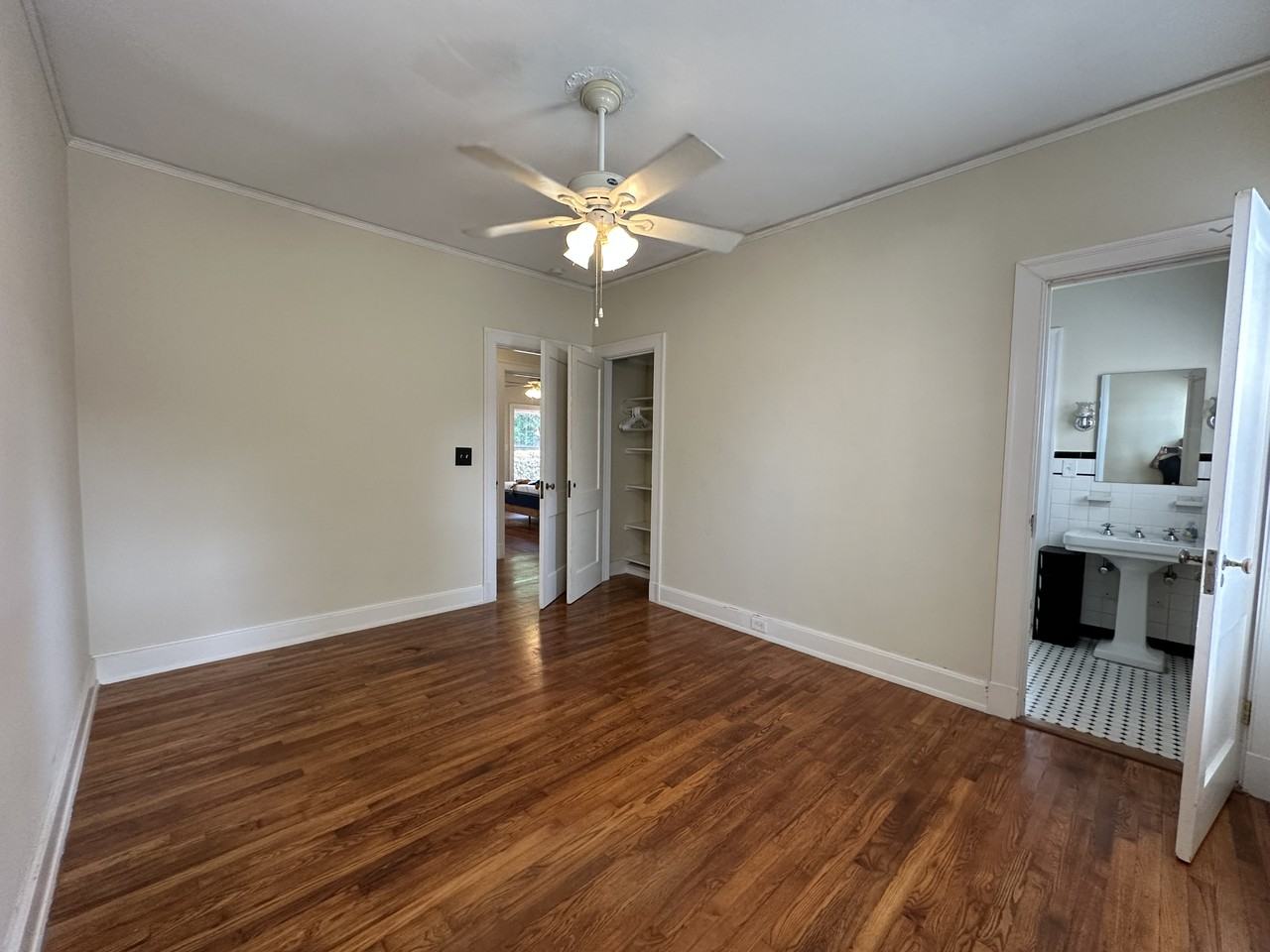 1120 Lockwood Ave #NA - Photo 6 of 14