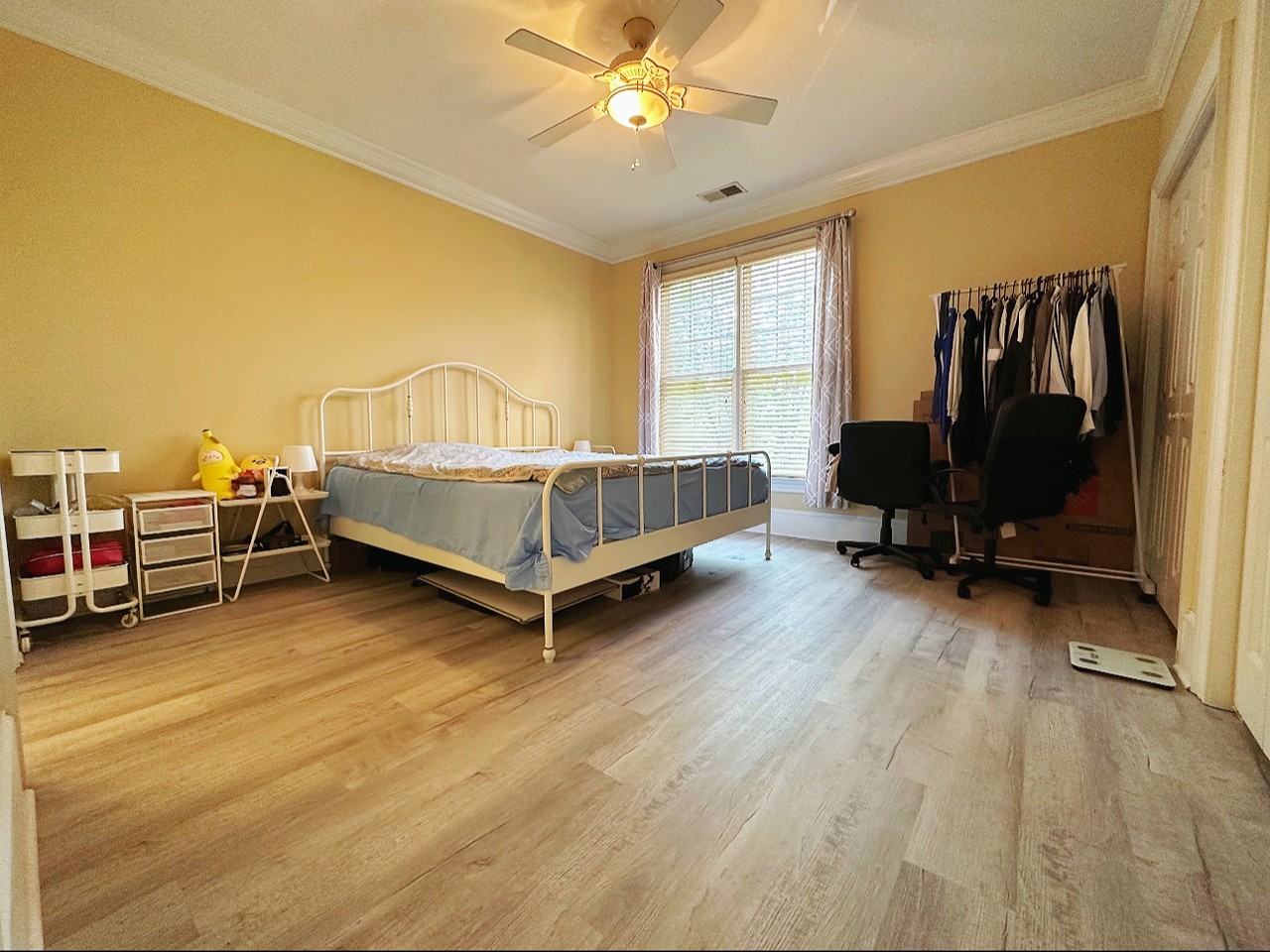 422 Waterford Lake Dr #1 - Photo 2 of 6