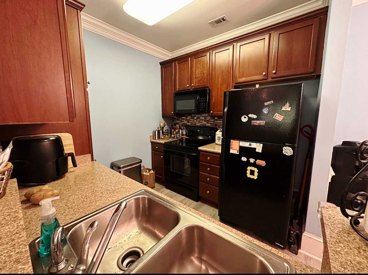 422 Waterford Lake Dr #1 - Photo 3 of 6