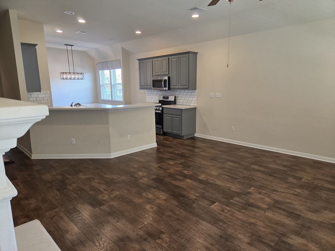 2832 Coral Valley Dr #NA - Photo 6 of 37