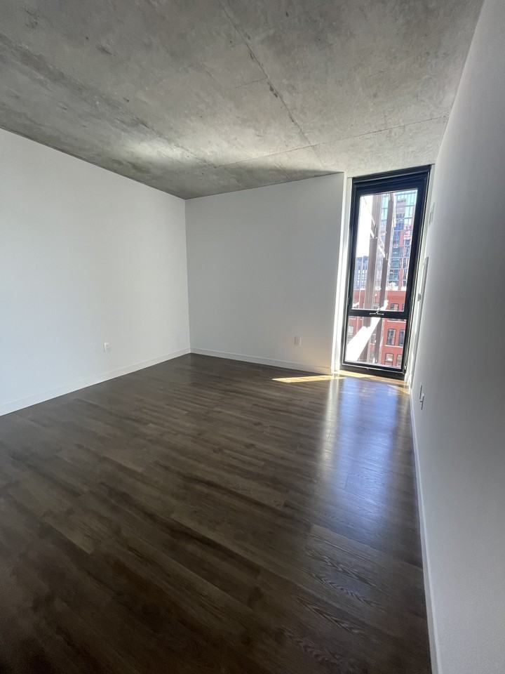 1101 West Fulton Market #1 - Photo 6 of 12