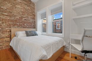 162 Cottage St #4B - Photo 1 of 1