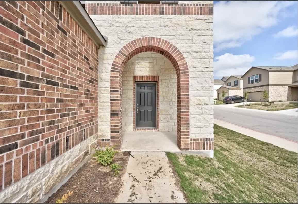 7700 House Finch Dr #A - Photo 3 of 22