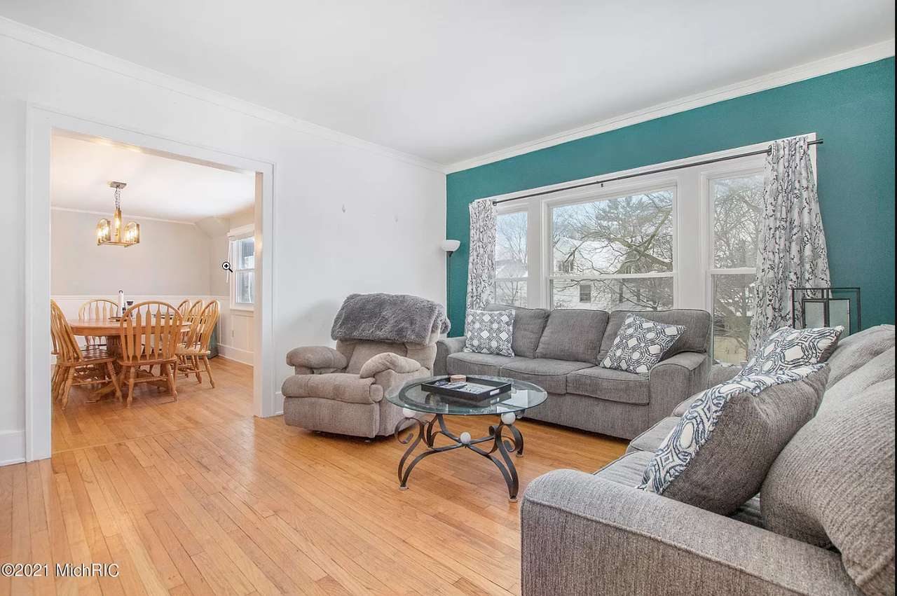 1302 Wealthy St Se #2 - Photo 4 of 17