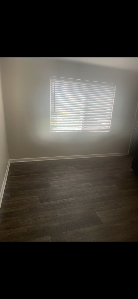Norris Place Apartments - Photo 2 of 5
