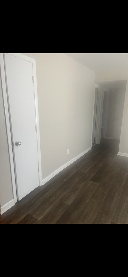 Norris Place Apartments - Photo 3 of 5