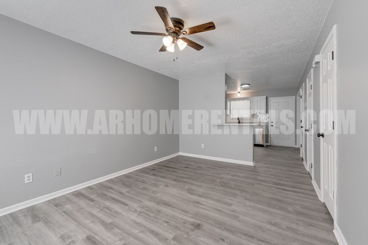 Washington Meadow Townhomes! - Photo 6 of 14