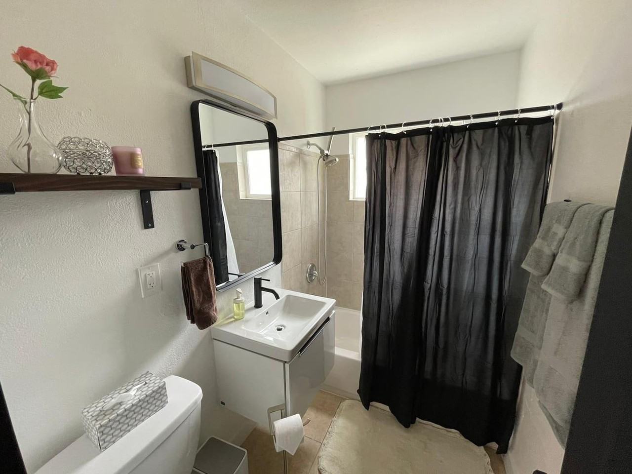 1920 W Mulberry Dr - Photo 5 of 21