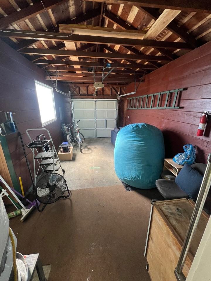 1360 B St - Photo 5 of 9