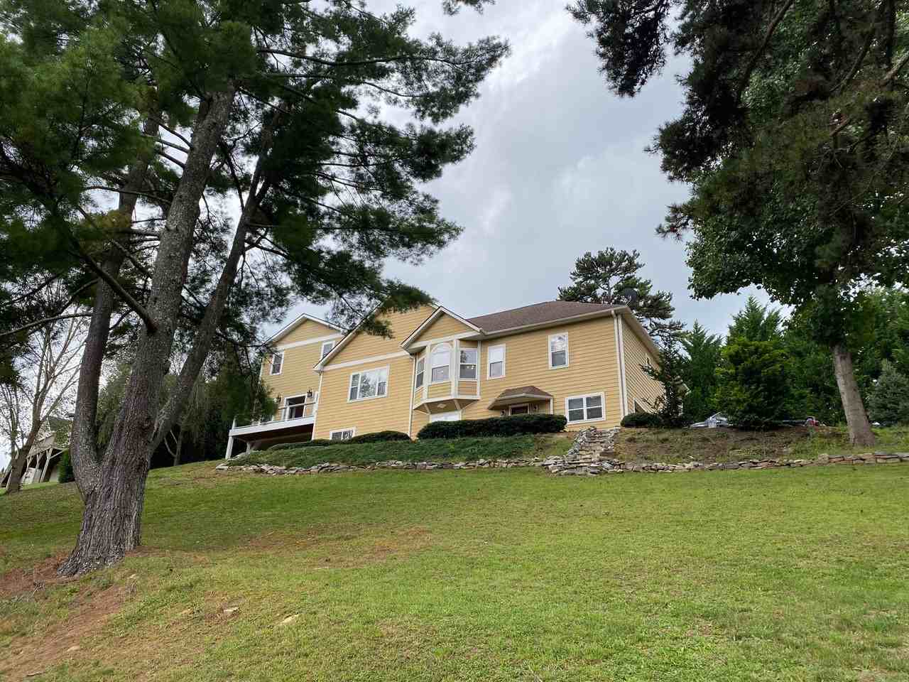 170 S Willow Brook Dr - Photo 2 of 50