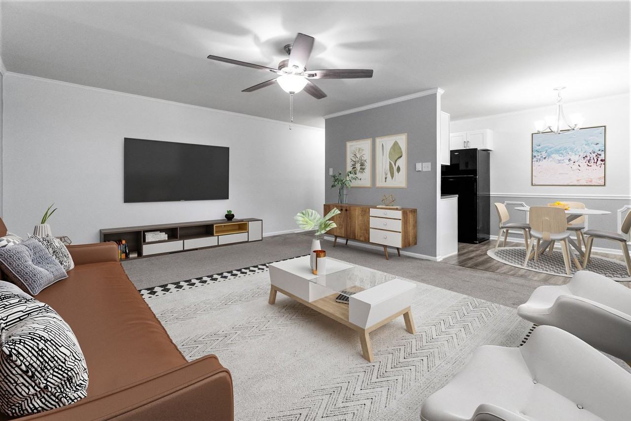 Fox Meadows Apartments - Photo 3 of 11