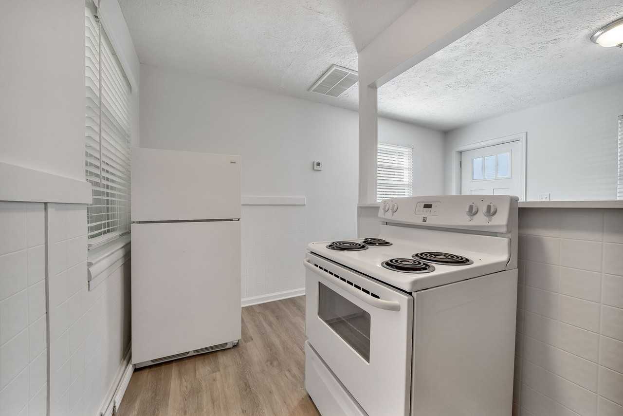 The Ritz - Photo 5 of 37