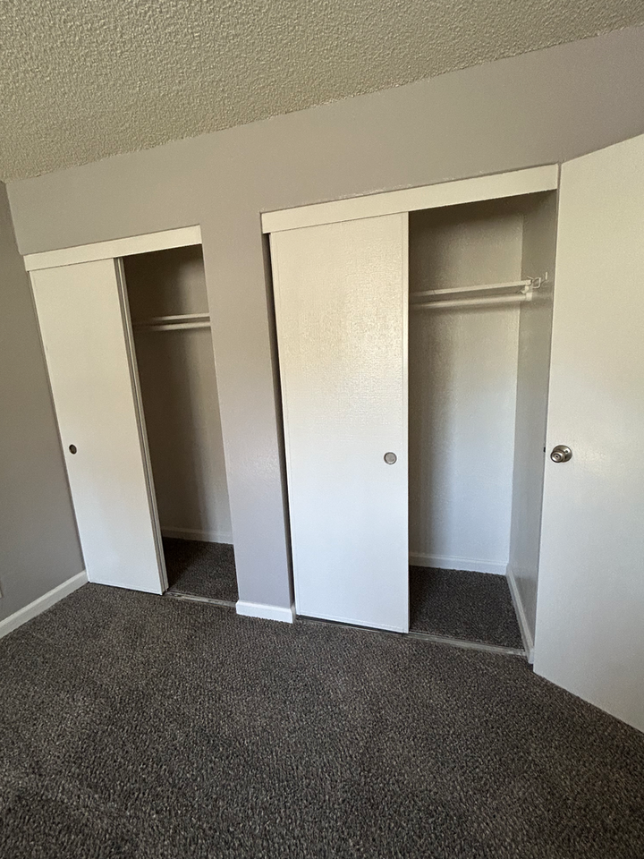 1625 Scenic Drive - Photo 6 of 15