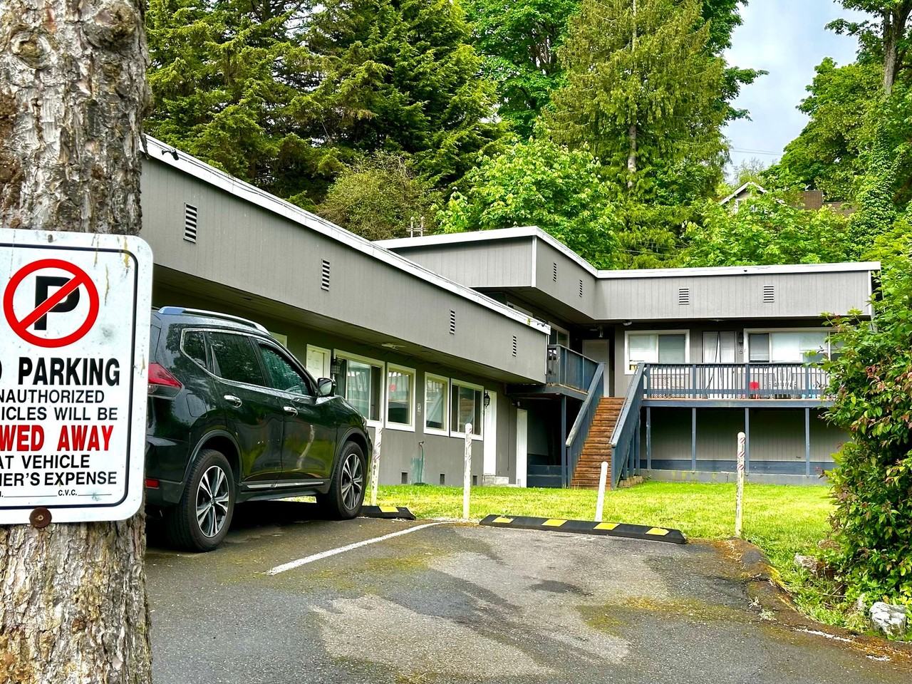 Jericho Apartments - Photo 2 of 9