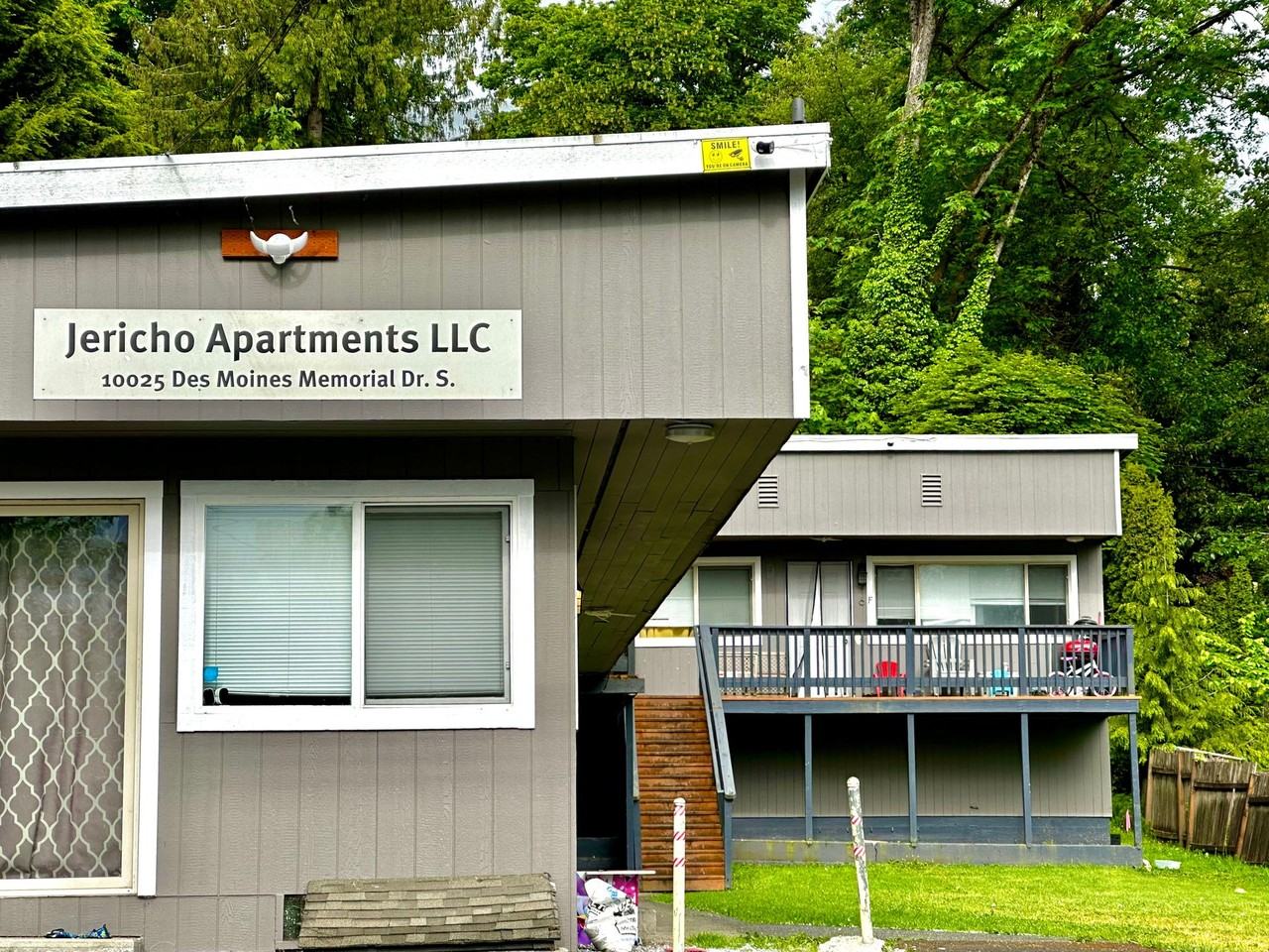 Jericho Apartments - Photo 4 of 9