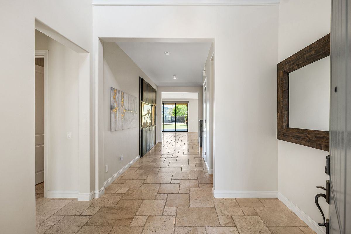 15899 Wadsworth Pl - Photo 2 of 37