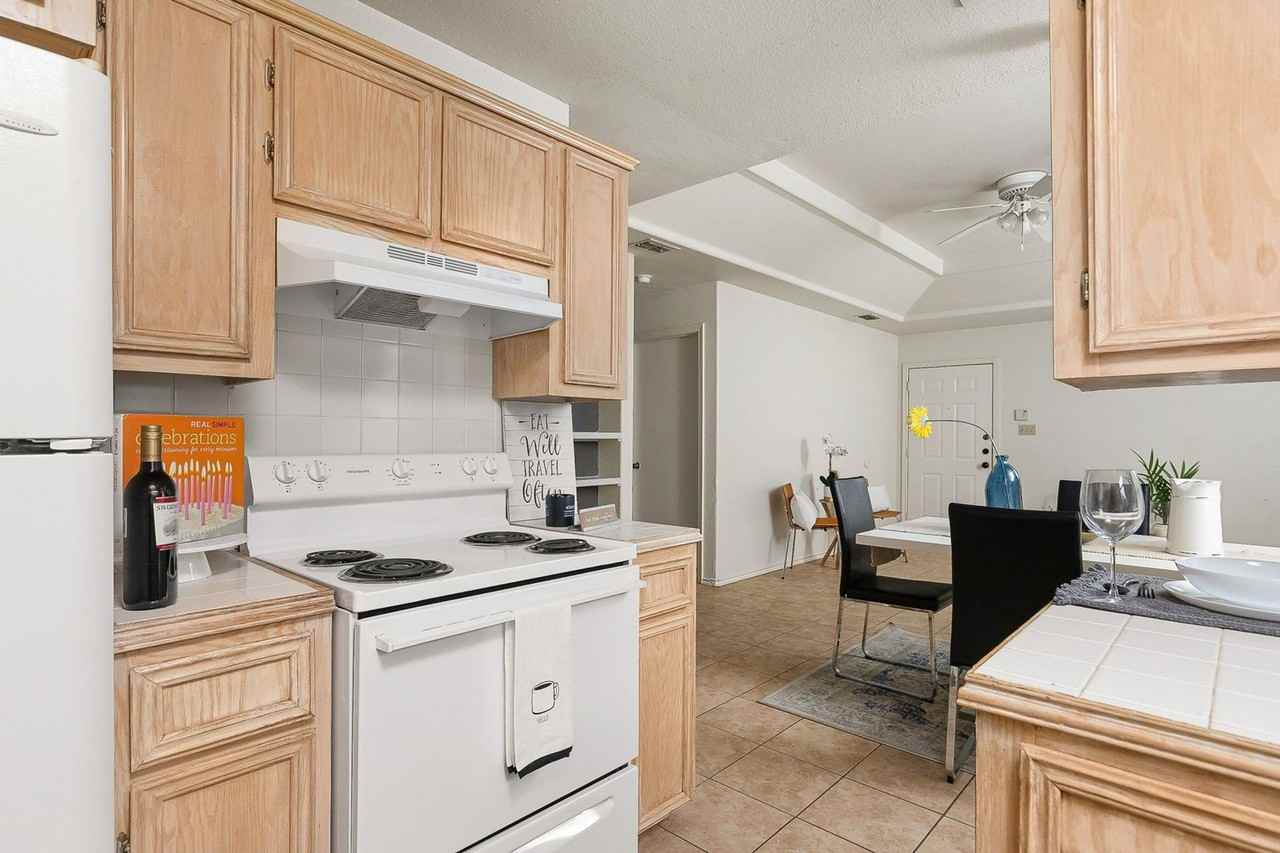2306 Kimberly Lane - Photo 5 of 11