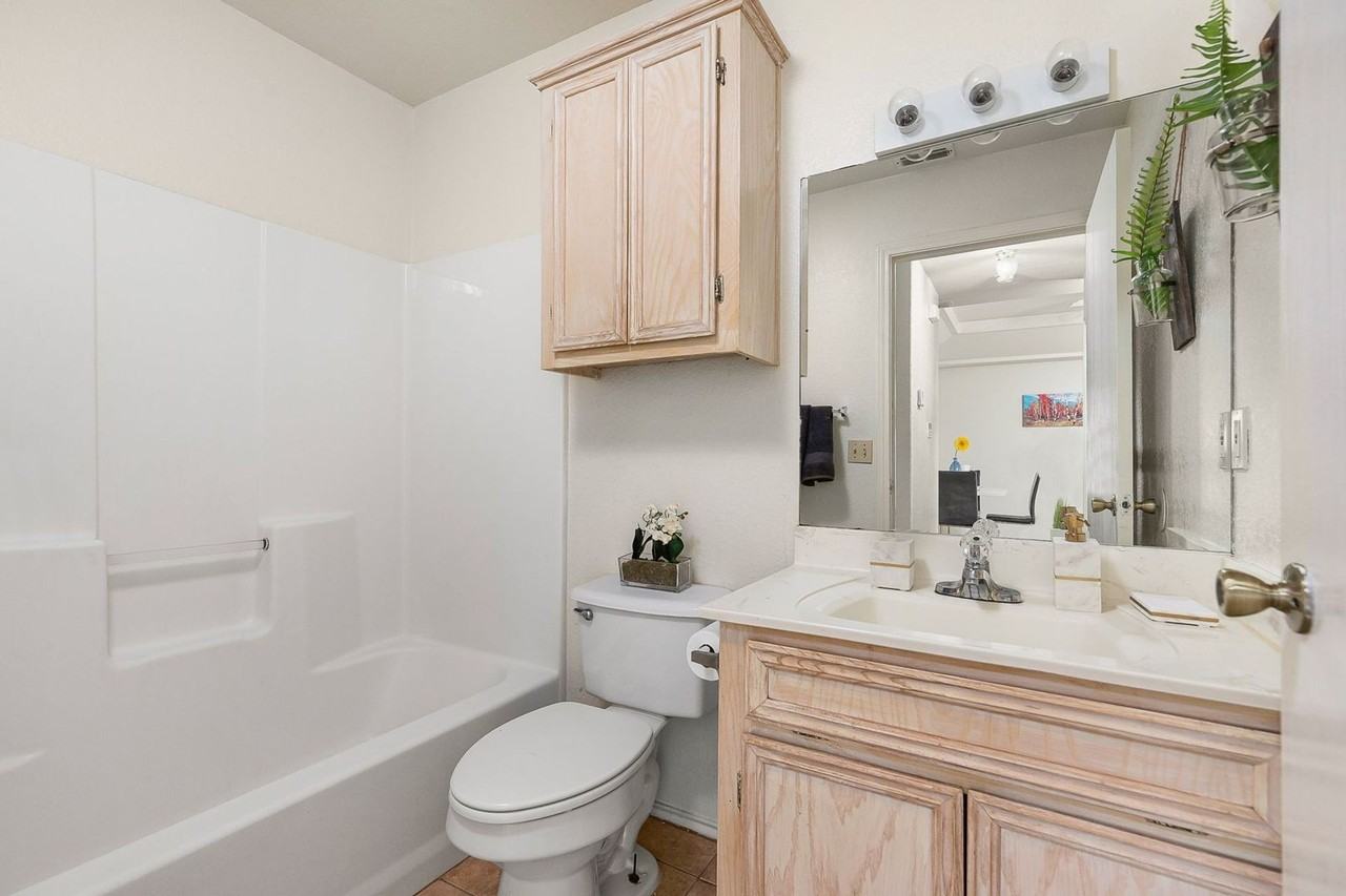 2306 Kimberly Lane - Photo 7 of 11