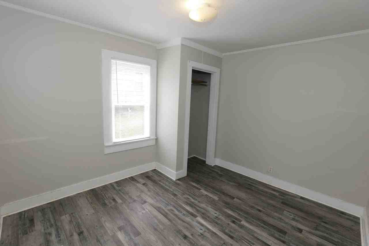 307 Tarver St Se - Photo 5 of 8