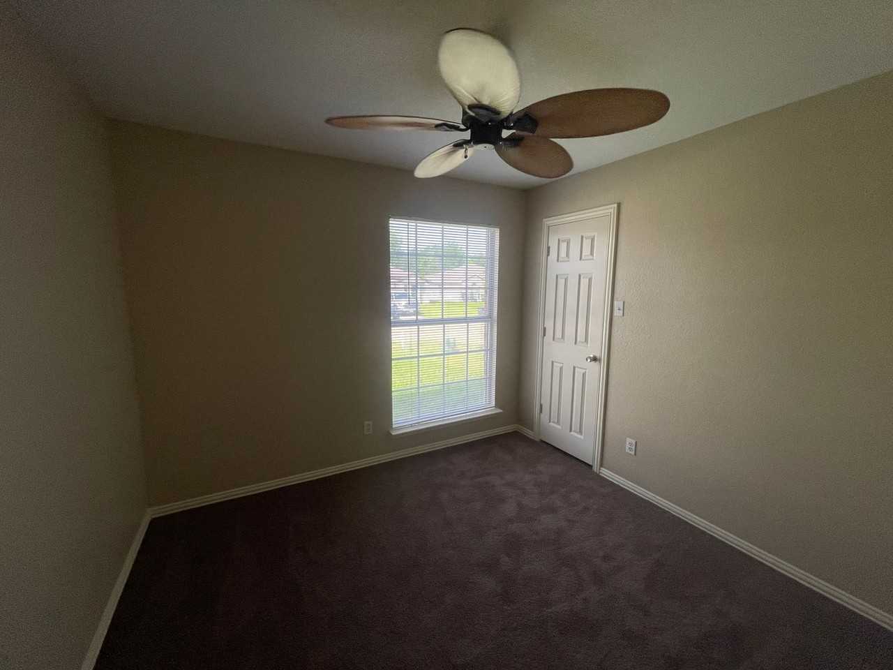 112 Kennedy Drive - Photo 3 of 15