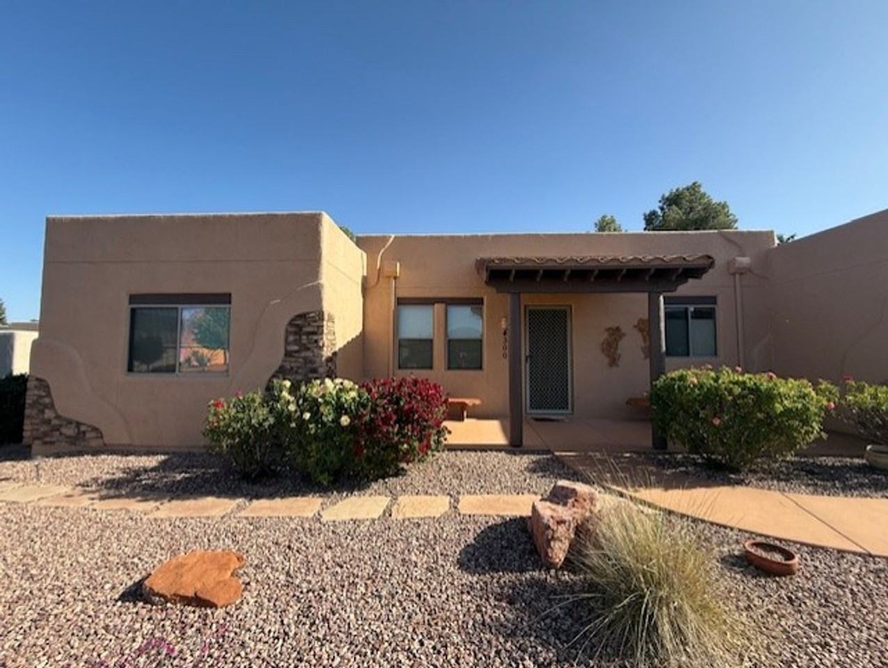 4300 4300 W. Hogan Dr. - Furnished Rental - Photo 2 of 28