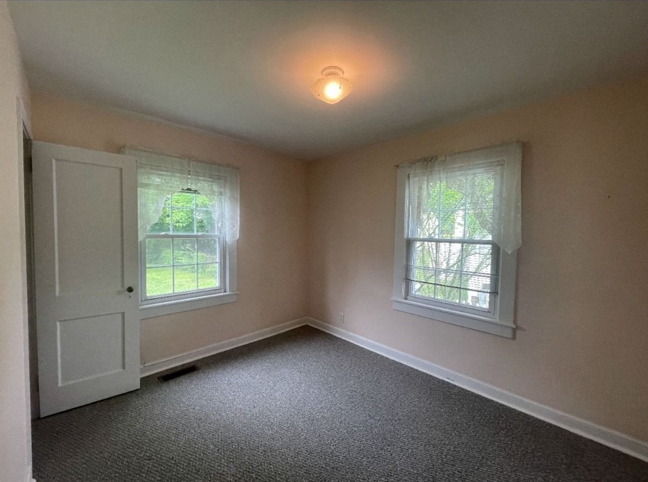 4403 Cypress Ln - Photo 2 of 6