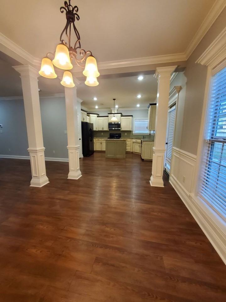 3847 Napa Dr - Photo 3 of 10