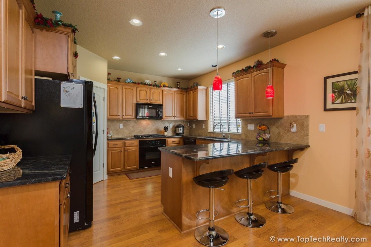 125 Ne 64th Ter - Photo 5 of 32