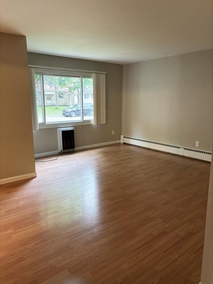 524 Lane St - Photo 5 of 18