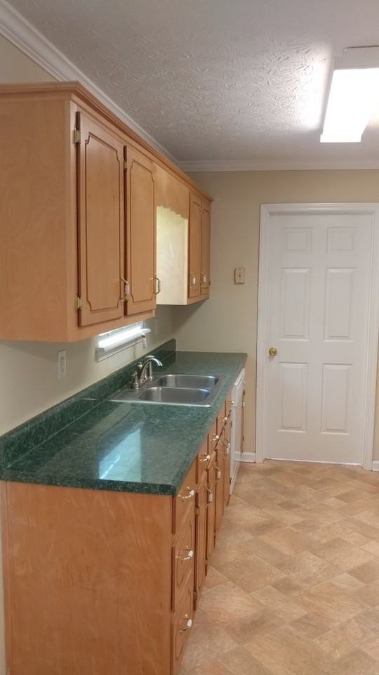 110 Kyler Way - Photo 7 of 27