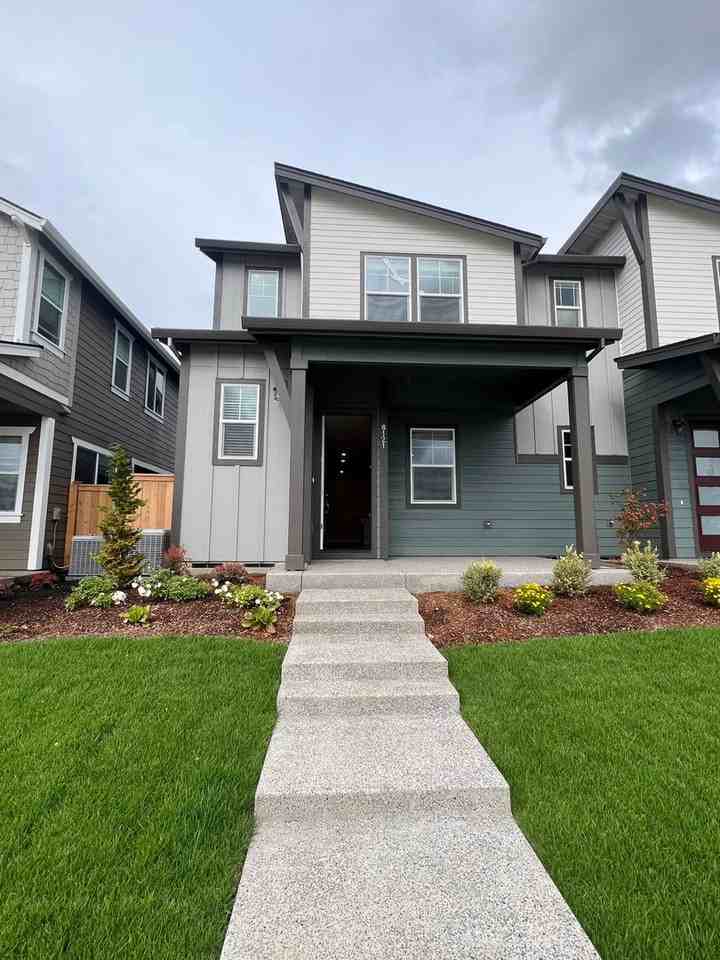 8121 Se Kinnaman St - Photo 2 of 24