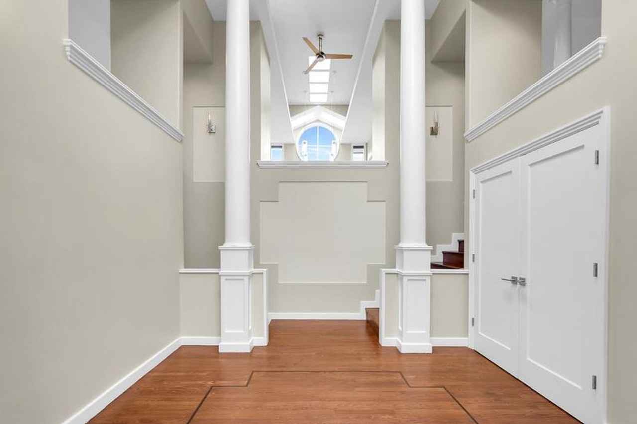 2515 68th Ave Se - Photo 2 of 24