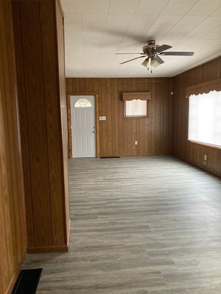 2228 W 7th St - Photo 6 of 18