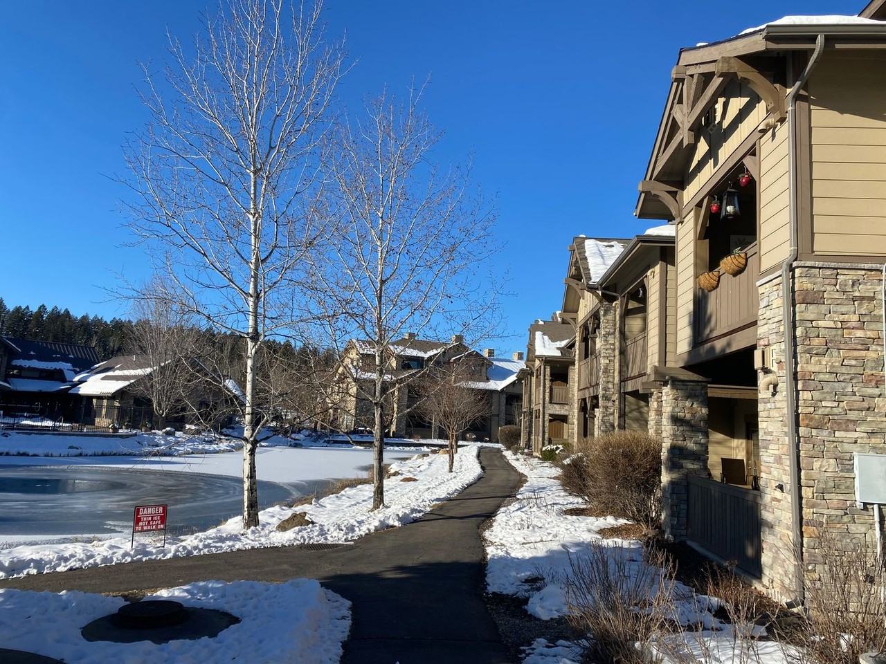 6305 Locarno Dr - Photo 4 of 17