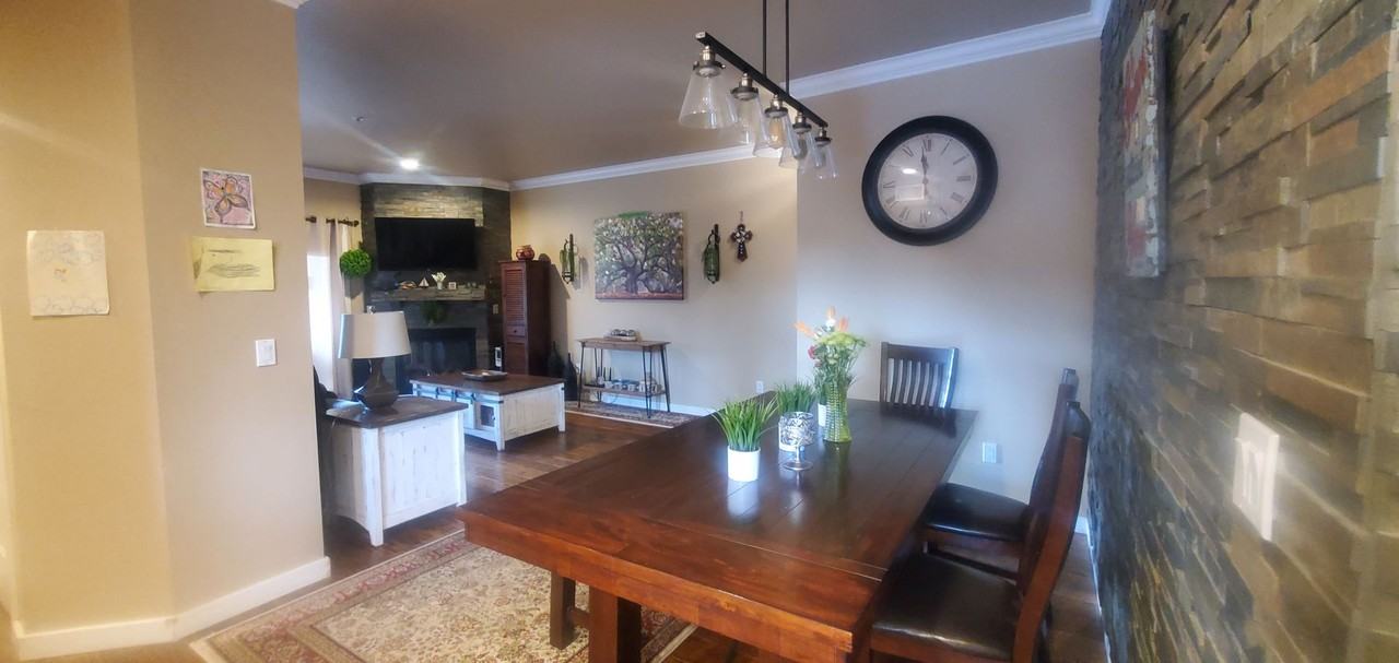 6305 Locarno Dr - Photo 5 of 19