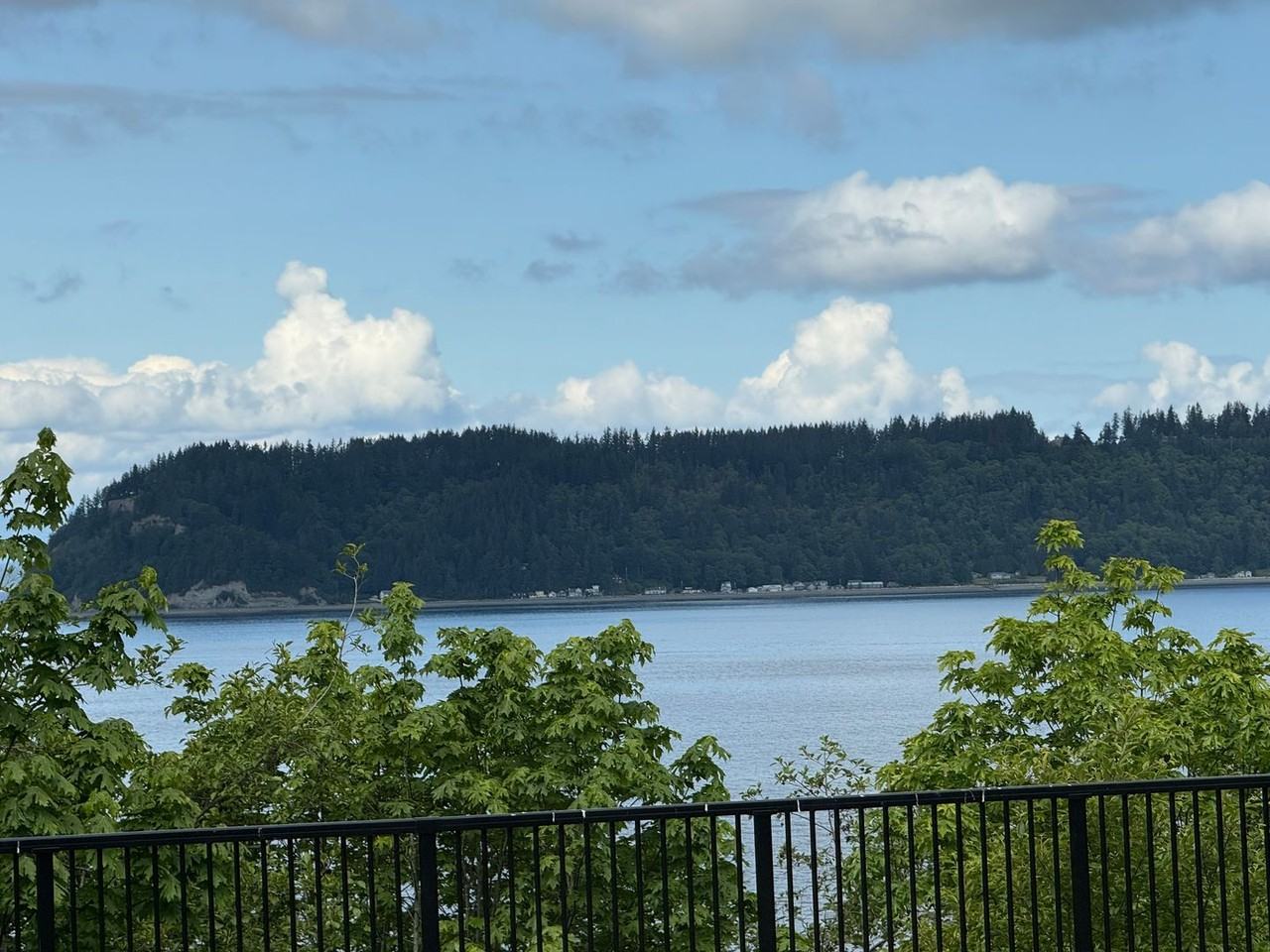 10720 Marine View Dr #B - Photo 3 of 19