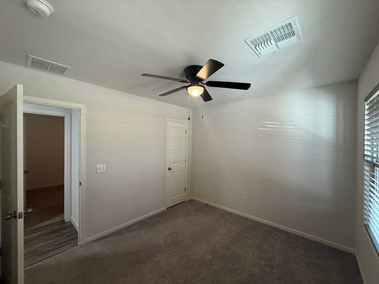 3702 E Andrea Dr - Photo 3 of 14
