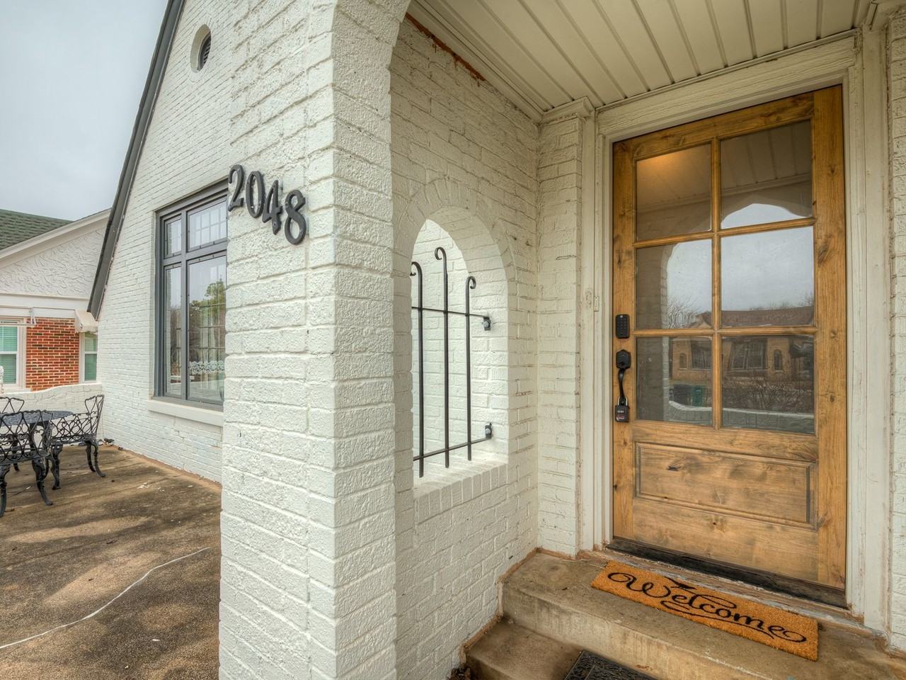 2048 Nw 22nd St - Photo 2 of 24