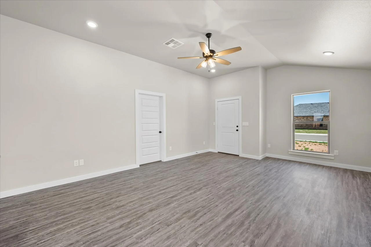 3520 Turner Ave - Photo 7 of 14