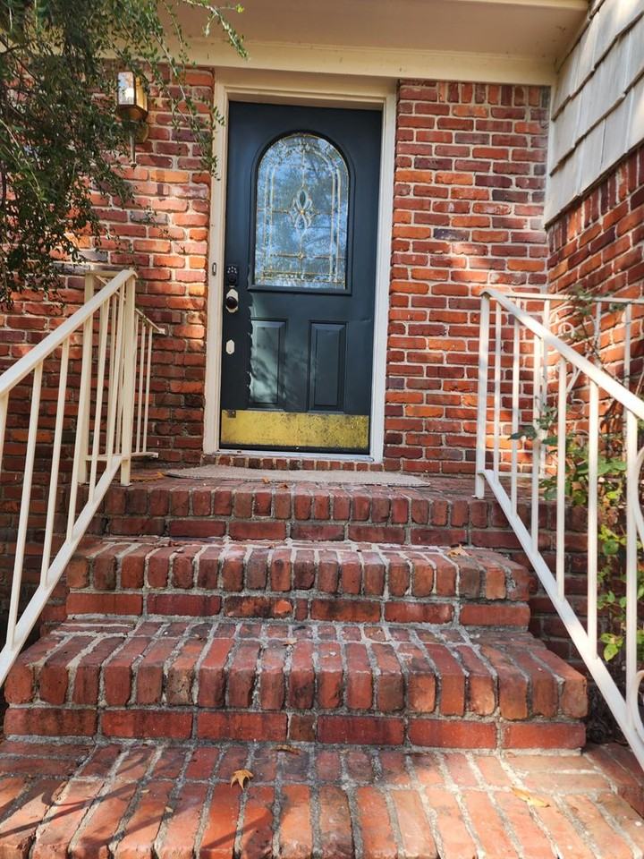 1856 Catala Rd - Photo 2 of 25