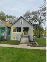 8802 S Saginaw Ave - Photo 1 of 1