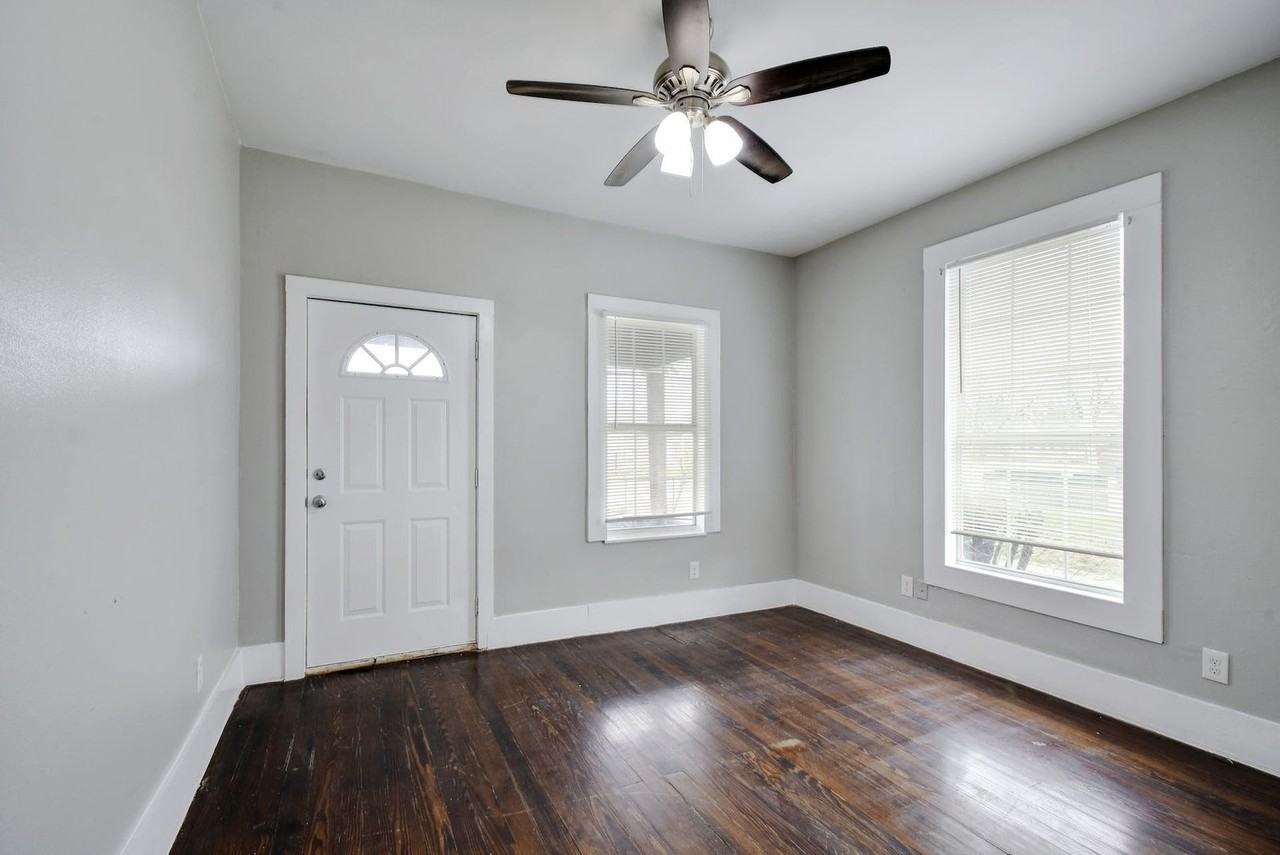 104 Webb - Photo 3 of 20